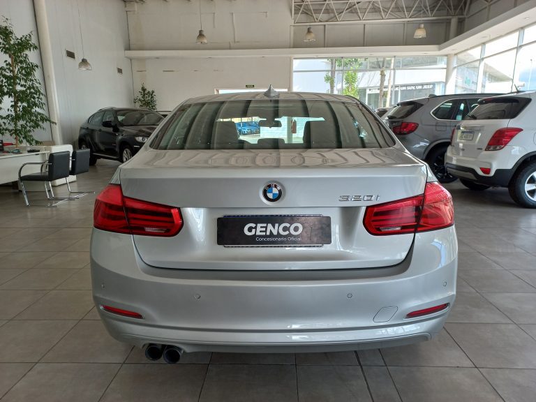 BMW 320I (14)