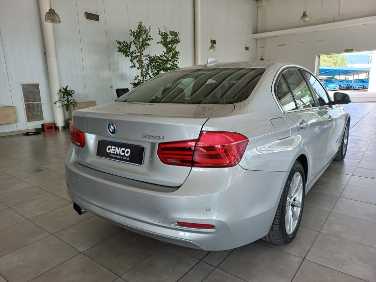BMW 320I (15)