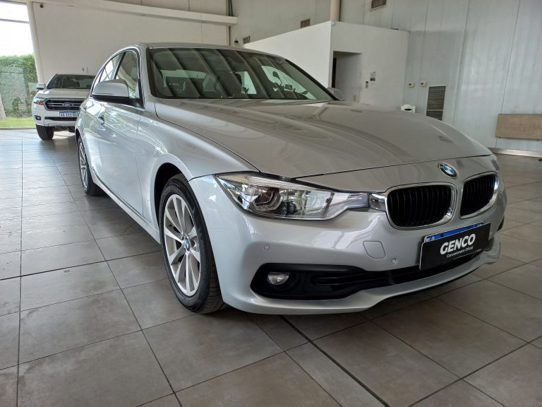 BMW 320I (4)