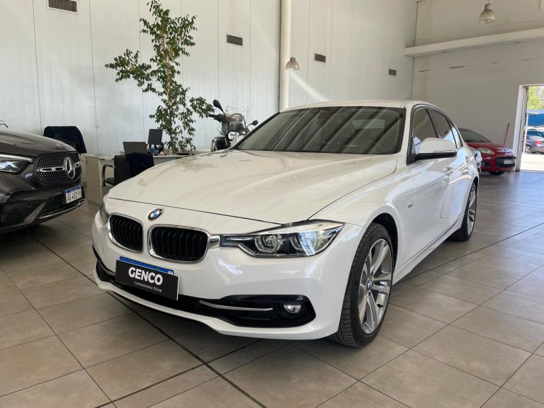 BMW 320i (9)